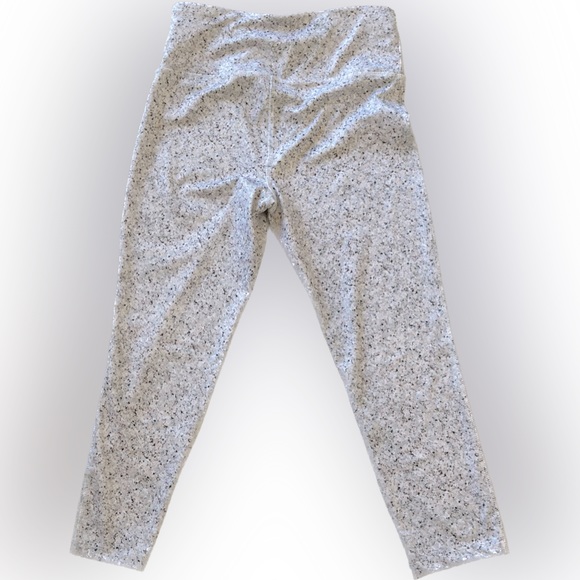 Cali Active cropped athletic tights, size small. Cute floral pastel pattern. - Picture 2 of 3